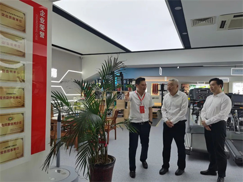 臨沂市政府王映海副市長一行蒞臨米兰·(milan)中国官方网站體育集團(tuán)濟(jì)南省體旗艦店